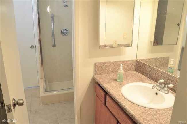 Building Photo - 3 br, 1 bath House - 9304 Glendon Way