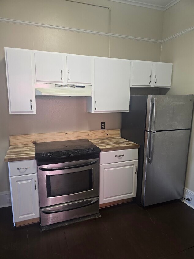 cocina - 153 W Pine St