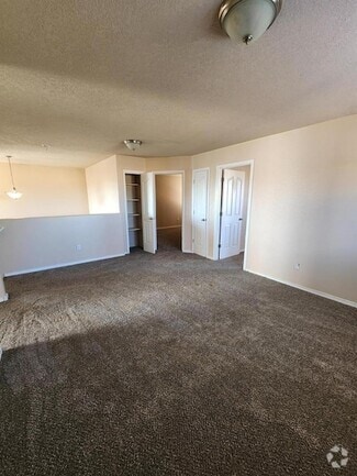 Building Photo - 1735 Avenida Real