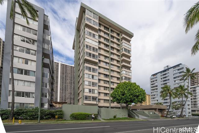 Building Photo - 2533 Ala Wai Blvd