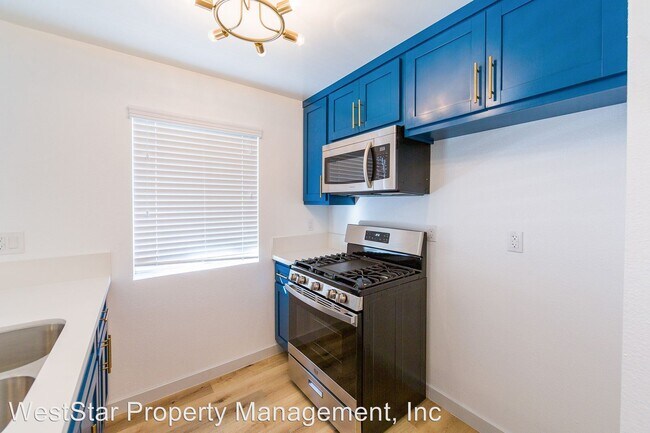 Building Photo - 1056 Belmont Ave
