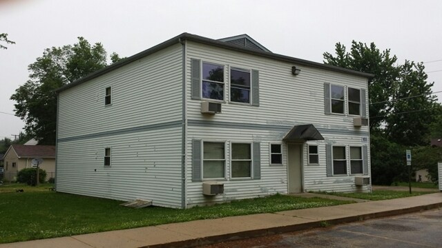 Building Photo - 101-103 Kimball St