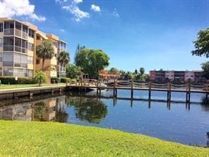 Foto del edificio - 2731 Taft St