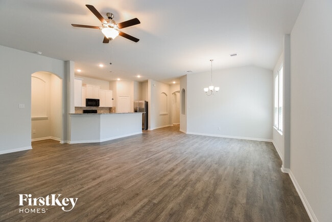 Foto del edificio - 127 Lk Wy Cir