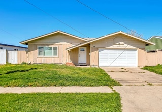Building Photo - 4069 Glenwood St