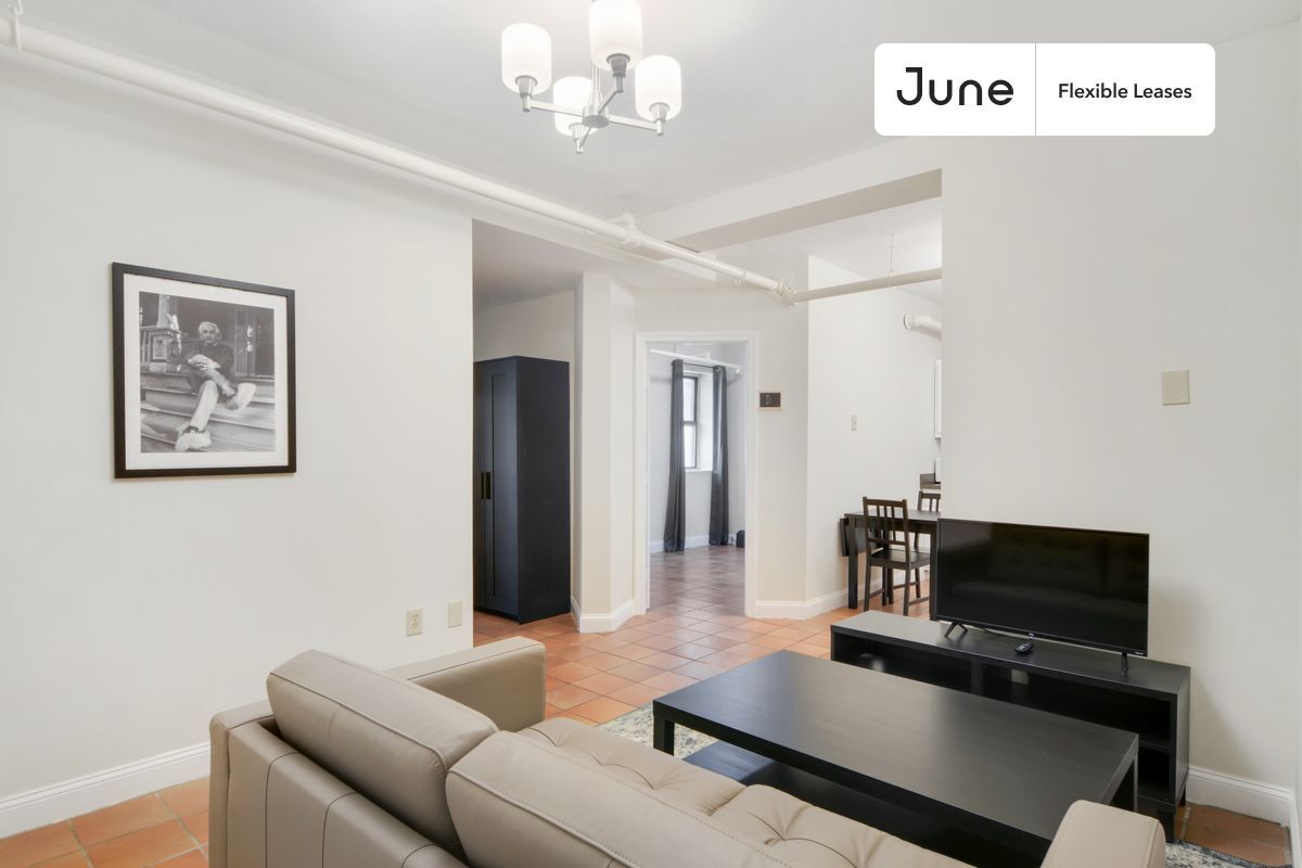 Primary Photo - 27 Egremont Rd