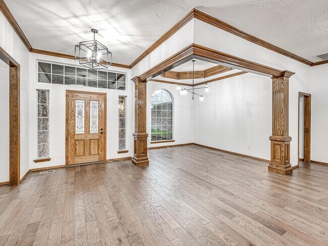 Foto del edificio - 4 Bedrooms - 3 Bathrooms - 3 Car Garage - ...