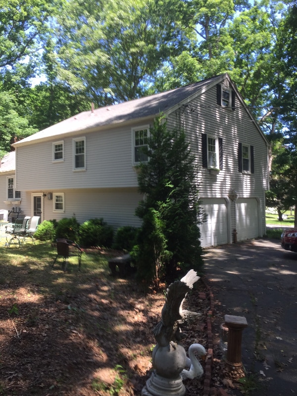 Photo - 8 Dogwood Ln House