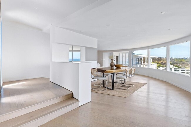 Foto del edificio - 17440 Revello Dr