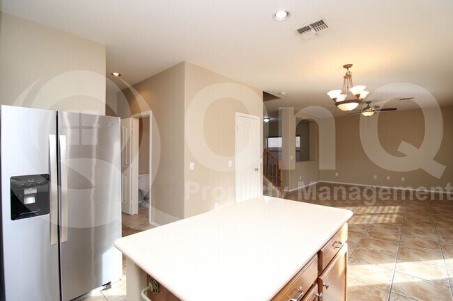 Foto del edificio - 8917 E Portobello Ave