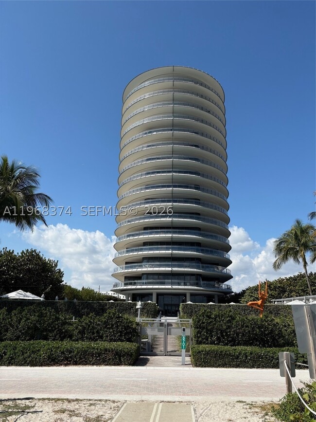 Building Photo - 8701 Collins Ave