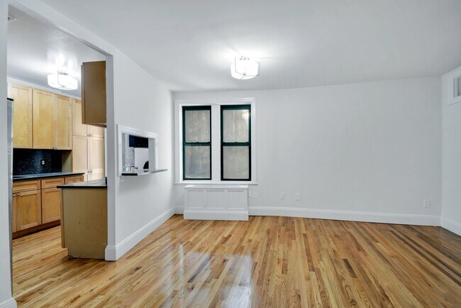 Foto del edificio - 226 E 70th St