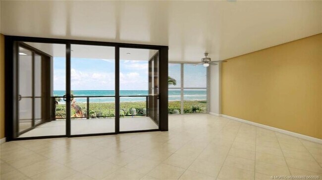 Foto del edificio - 10410 S Ocean Dr