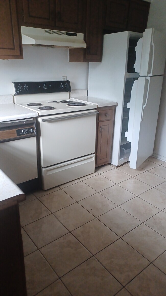 Foto del edificio - 5803 Hunting Ridge Ln