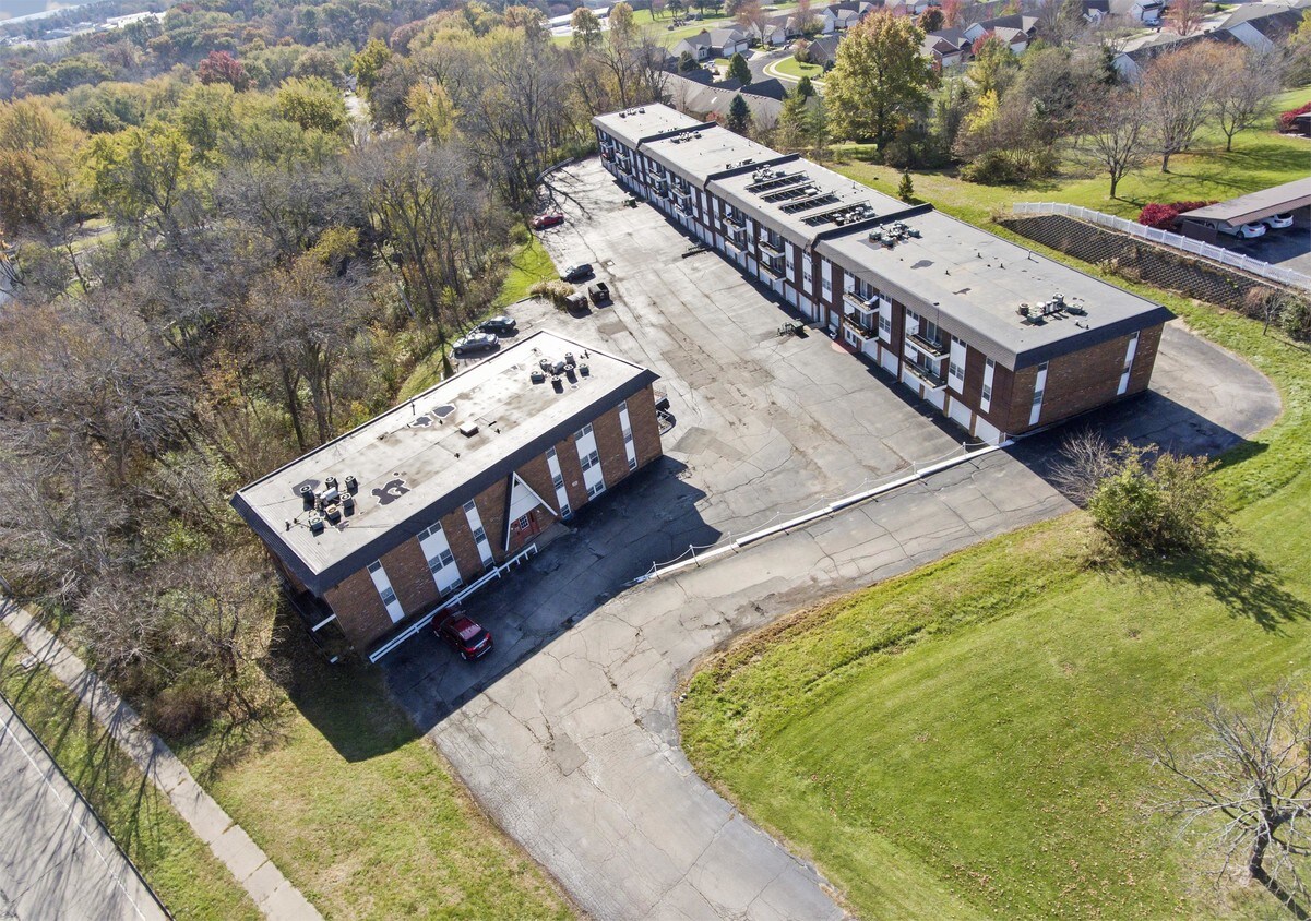 Primary Photo - 7217 N University St
