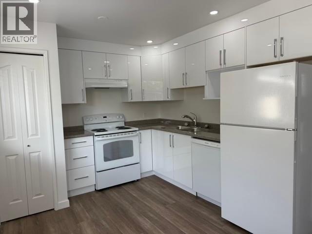 Photo du bâtiment - 10011 Wilkinson Rd