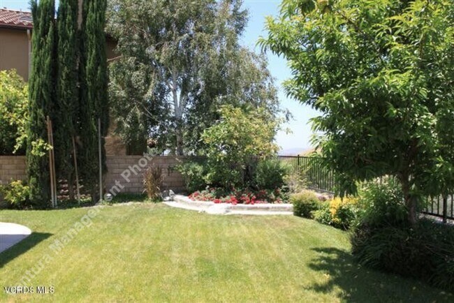 Building Photo - 5885 Indian Point Dr