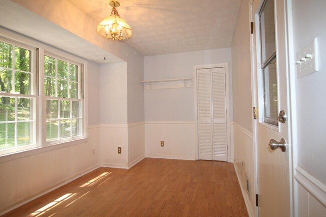 Building Photo - 2946 Ripple Ct SW