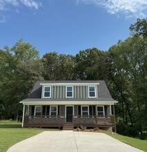 Building Photo - 153 Charlotte Cir