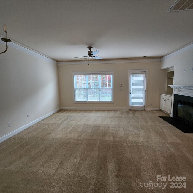 Foto del edificio - 923 White Point Dr
