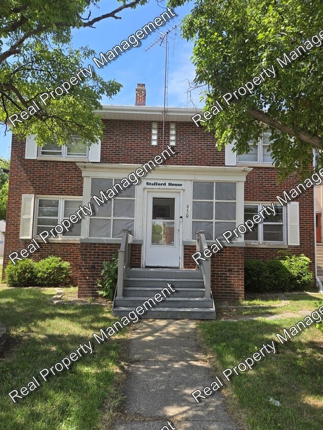 Primary Photo - Spacious Three Bedroom