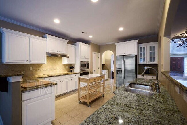 Foto del edificio - 120 Haddington Ln
