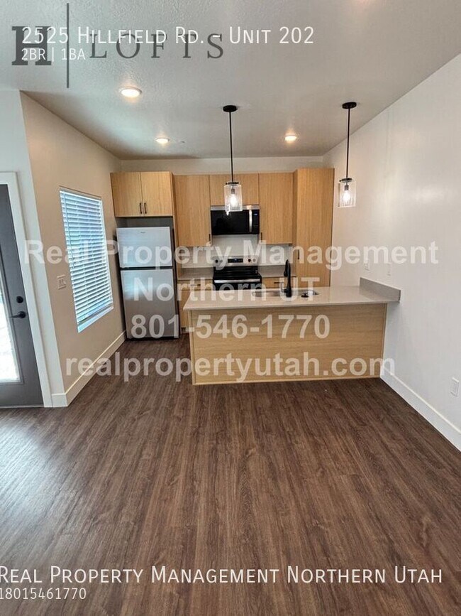 Foto del edificio - 2525 Hillfield Rd.-Unit 202