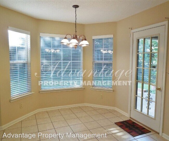 Building Photo - 3 br, 2 bath House - 1023 Jessica Lauren Dr.