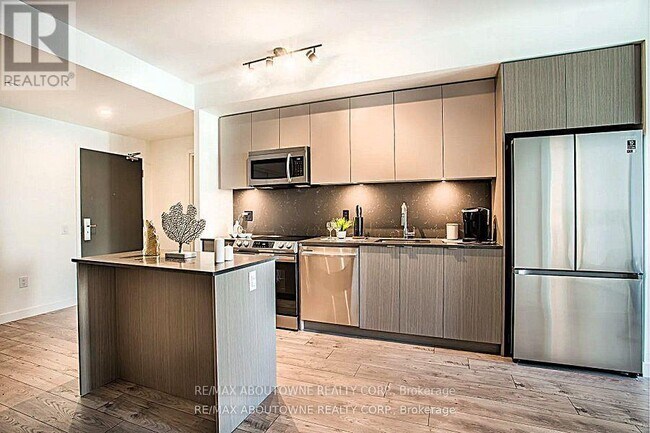 Photo du bâtiment - 125-APH1125 Bronte Rd