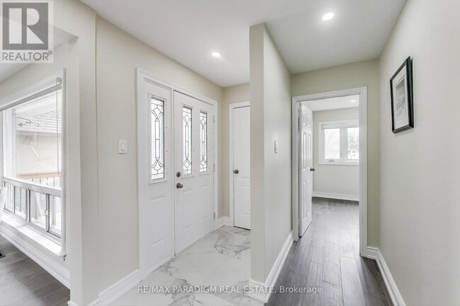 Building Photo - 36 Rideout St