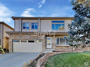 Building Photo - 4892 Waldenwood Dr