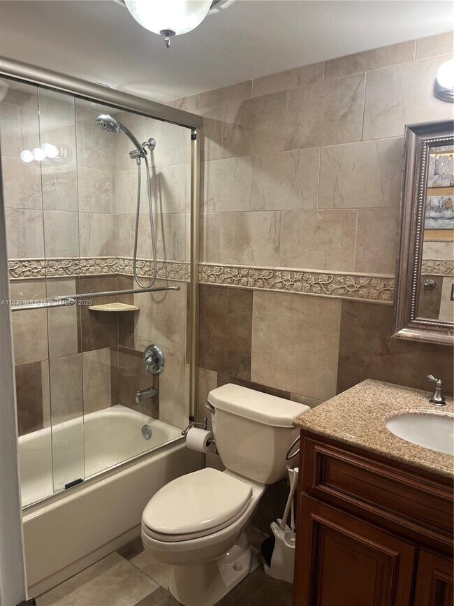 Foto del edificio - 4143 N Ocean Blvd