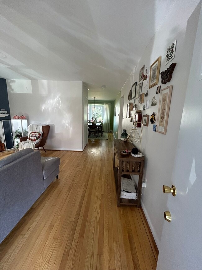 Foto del edificio - 133 Elm Ave