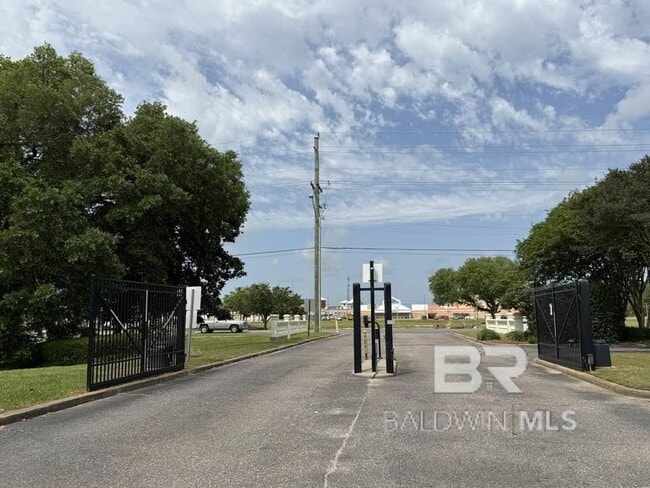 Building Photo - 2651 S Juniper St