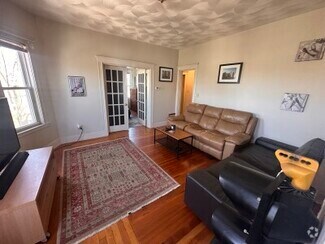 Building Photo - 296 Highland Ave