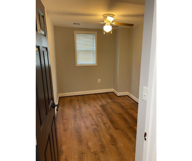 Foto del edificio - 3412 Gwynns Falls Pkwy