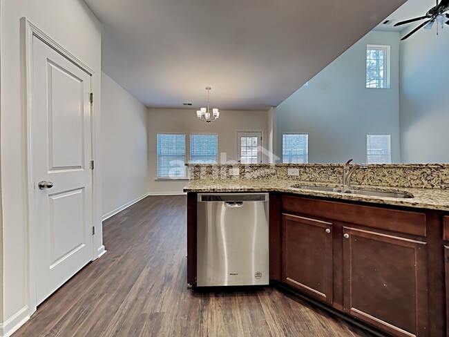 Foto del edificio - 9675 Spencer Woods Rd