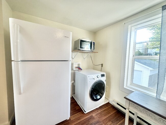 Foto del edificio - 833 C St