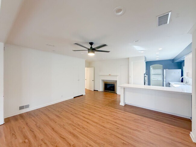 Photo - 7531 W 88th Place House