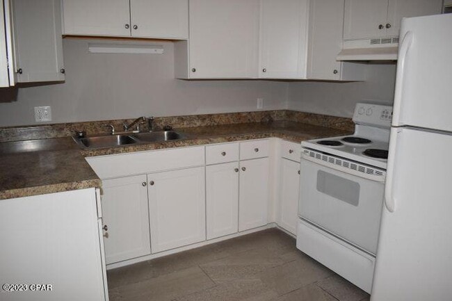 Foto del edificio - 4006 E 11th St