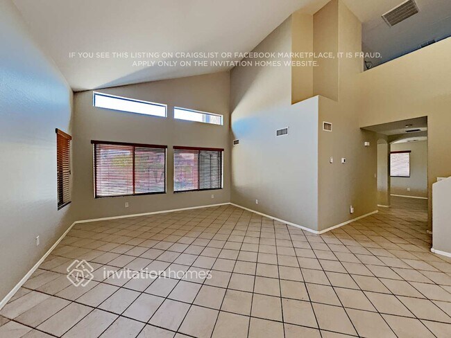 Foto del edificio - 15288 W Tasha Dr