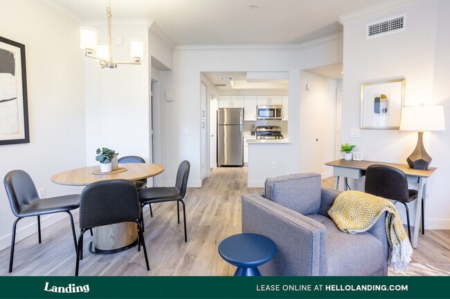 Foto del edificio - 2155 S 55th St