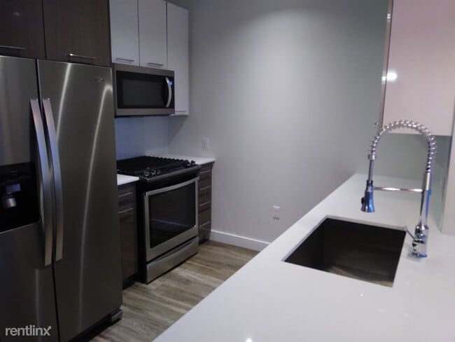 Building Photo - 2 br, 2 bath Apartment - 21 Cooper St