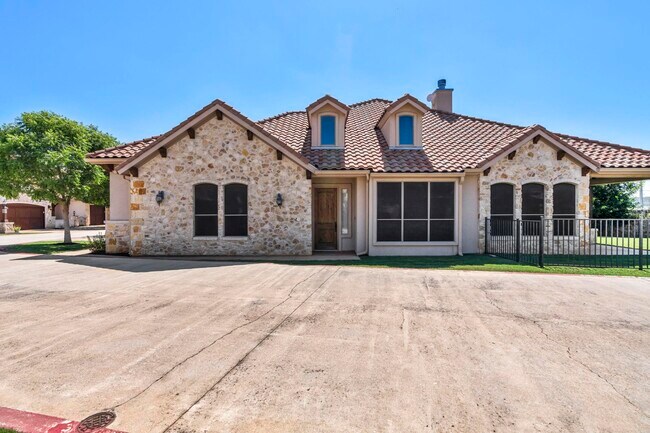 Foto del edificio - 307 Enclave Cir