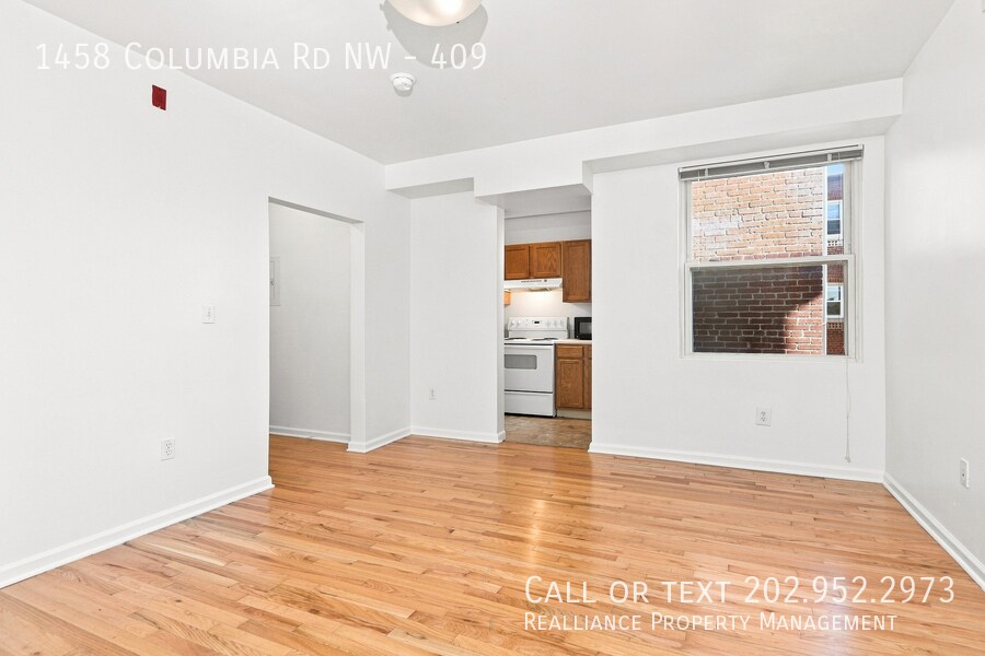 Photo - 1458 Columbia Rd NW-409