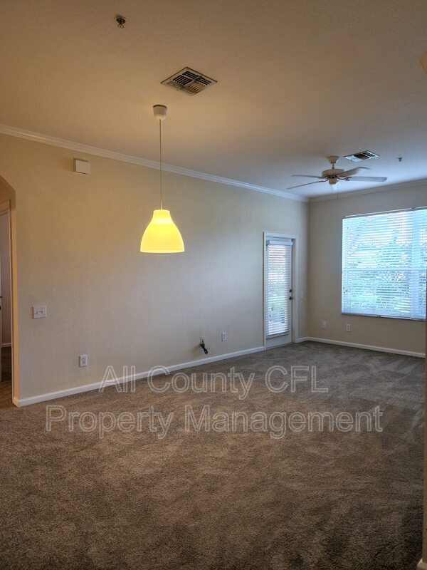 Foto del edificio - 6100 Stevenson Dr