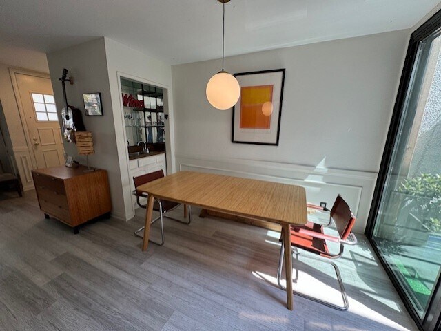 Dining Area - 8125 Redlands St