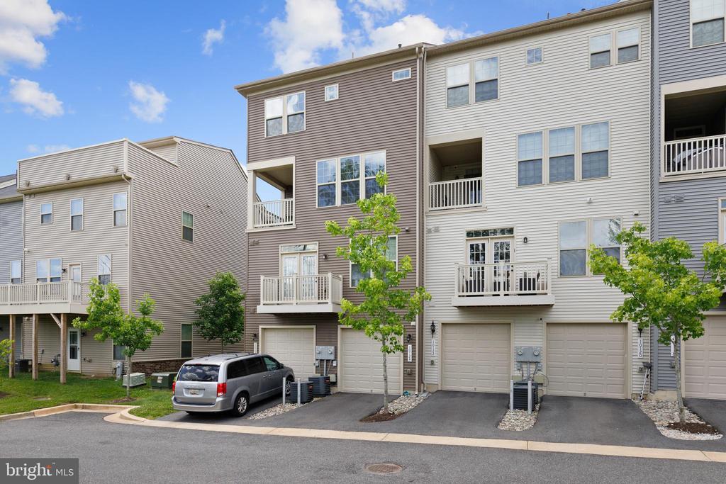 Foto principal - 10124 Dorsey Ln
