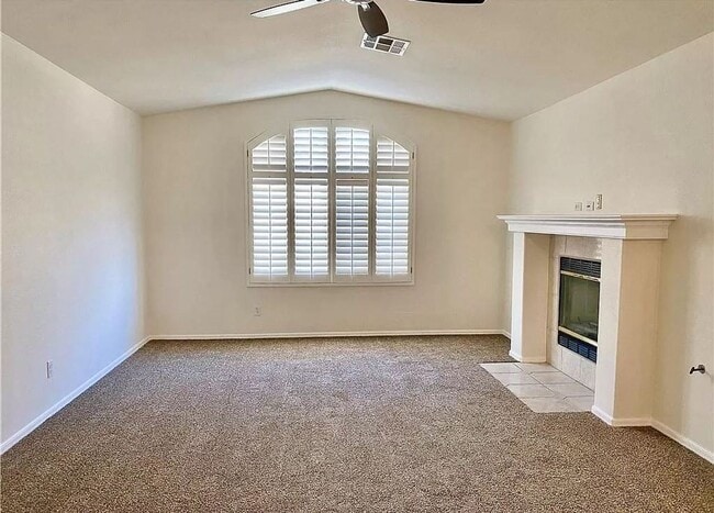 Building Photo - 2 br, 2 bath House - 2192 Camel Mesa Dr