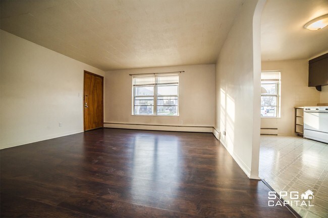 Foto del edificio - 300-304 W Walnut St